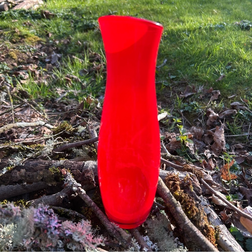 Slender Red Glass Vase Made in Poland 10" inch Tall Translucent Glass Drop Rim - Picture 2 of 8